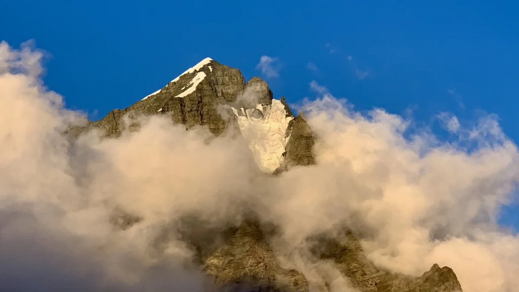 Mani Mahesh Kailash from Dal Lake